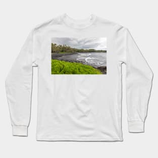 Black Sand Beach, Hawaii, USA (C044/3121) Long Sleeve T-Shirt